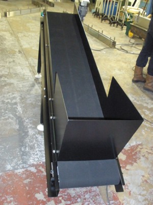 Black Painted Mild Steel Belt Conveyor